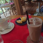 Flower&Cafe 大磯花帆槻 - 