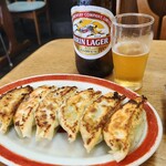 末廣 - 餡たっぷりの餃子