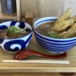 うどん　肉のうめぜん - 盛りはこんな感じ