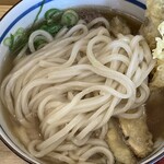 うどん　肉のうめぜん - 噛んでもやわくて反発ないけど、ふわモチっとした快感