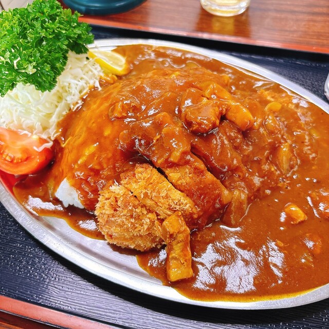 坂本食堂（サカモトショクドウ） &ndash; 盛町の絶品定食と居心地の良い食堂体験