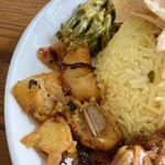 CINNAMON GROVE RESTAURANT AND BAR - じゃがいもとインゲンのカレー