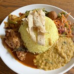 CINNAMON GROVE RESTAURANT AND BAR - ライス＆カリー上から