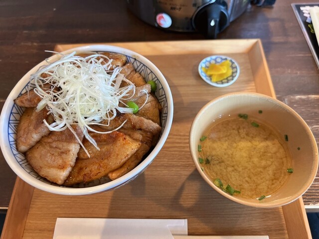 元祖豚丼屋 TONTON 南相馬店 &ndash; 本場の味が楽しめる豚丼専門店