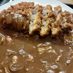 新興軒 - ロースカツの断面､肉も柔らか！