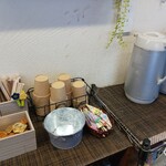 新興軒 - お茶&コーヒーサービス！セルフです。