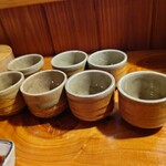 ふかたべ - 酒は単品ではなく、お猪口で４種類ずつ出してもらえた。