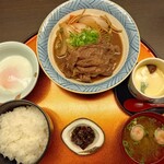 瀬戸内味覚処 芸州 本店 - 和牛すき煮定食