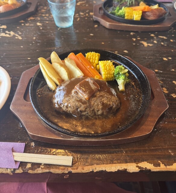 レストラン＆カフェバー りんご日和（Restaurant & cafe bar りんご日和） - 新青森（ステーキ）の写真