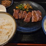 味太助分店いまい - 牛タン定食