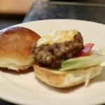 フォレストガーデン - チーズバーガー