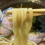 彩哲 - 醤油（900円）
                                麺