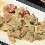 ブッフェ・ダイニング オーシャンテラス(ヨコハマ グランド インターコンチネンタル ホテル) - ビンチョウマグロとトマトの香味ダレ