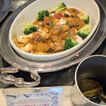 ブッフェ・ダイニング オーシャンテラス(ヨコハマ グランド インターコンチネンタル ホテル) - 本日の鮮魚のオーブン焼き サフランが香るマルセイユソース