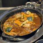 ブッフェ・ダイニング オーシャンテラス(ヨコハマ グランド インターコンチネンタル ホテル) - 牛肉の赤ワイン煮込み