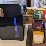 ブッフェ・ダイニング オーシャンテラス(ヨコハマ グランド インターコンチネンタル ホテル) - 緑茶・紅茶（セルフ）