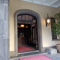 ラ・メゾン・キオイ - 宮内庁匠寮の設計、建設によるチューダー様式の建物