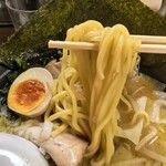 横浜らーめん 壱八家 スカイビル店 - 