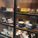 鐵馬厩 - 店内のティーカップ