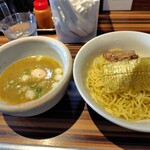狼煙屋 - 料理写真:塩チャーシューつけ麺（中）