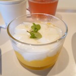 イケア レストラン - マンゴー杏仁プリン　390円