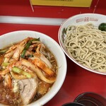 ラーメン二郎 - ラーメン少なめ（990円）＋つけ（100円）＋味うずら（120円）＋SUPERキムチ（150円）、ニンニク・シークァーサー