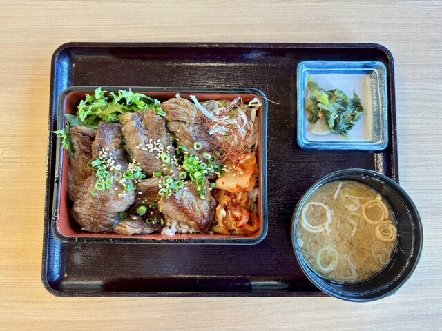 謙信亭 - 米沢（牛丼）の写真