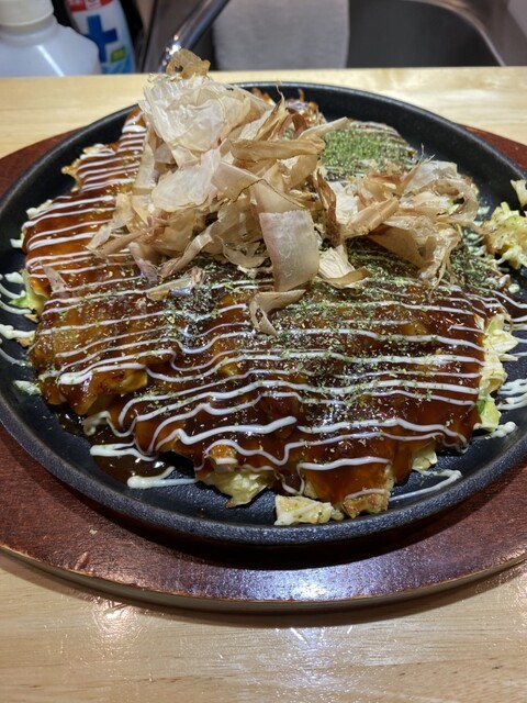 箕面烧 Teppan Okonomiyaki 105 - 池田/大阪烧| Tabelog