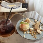 日々 - オススメのティーソーダと桃のイートンメス