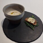 recte - 青森県産新牛蒡のポタージュとコンテチーズを添えたバゲット