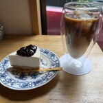 ブックカフェ・ノーム - 