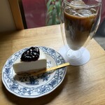 ブックカフェ・ノーム - 