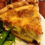 パーラー江古田 - 豚とねぎとじゃがいものキッシュ