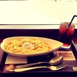 カフェ・ド・クリエ - カルボナーラとアイスティーのセット  920円