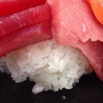 魚屋カフェ 濱の市 - 201410　濱の市　★海鮮丼（860円 税抜）★ やや 温かなご飯(^_^;) ※ご飯は、セルフで、お代わり出来ます(^-^)/