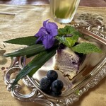 アトリエ ブルーグラス - 