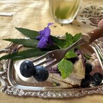 アトリエ ブルーグラス - 朝摘みブルーベリー