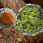 マイペンライ - パクチー 450円