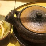 鮨処 音羽別館 - 国産松茸土瓶蒸し　値段を聞くのが怖い！