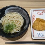 はなまるうどん - 料理写真:かけうどん中、とり天