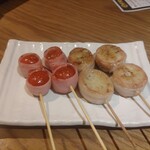 炭火野菜巻串と焼売 博多うずまき - 