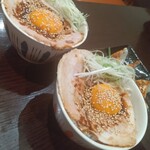 久月 - 大判チャーシュー丼¥350(税抜き)
