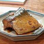 大八 - ブリ照り焼