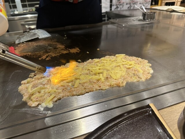 新規オープンのもんじゃ焼き』by みつびしのさけ : 鉄板小町