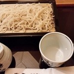 伍法 - 季節の変わりそば「芥子切り」。