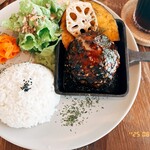 cafe wacca - よだれが出る笑