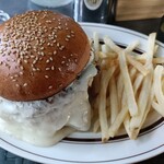 ムースヒルズバーガー - 