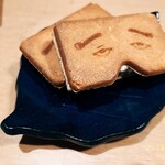 酒とくし おっとっと - にわか煎餅コラボ⁈ 日向夏とレーズンバターサンド　これ絶品　