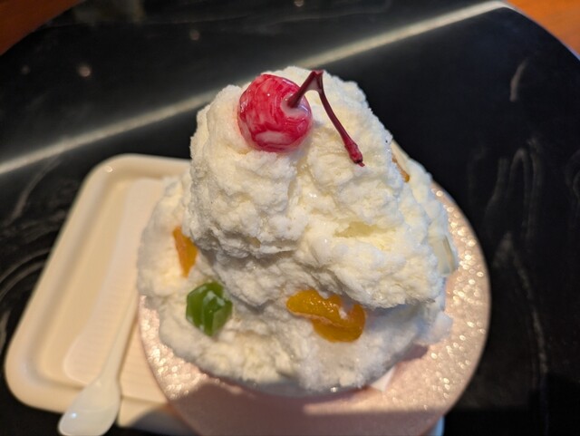 Drink & Dessert Bar Patio photo 3