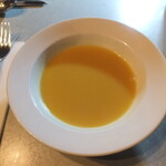 Dundee's Restaurant on the Waterfront - カボチャのスープ